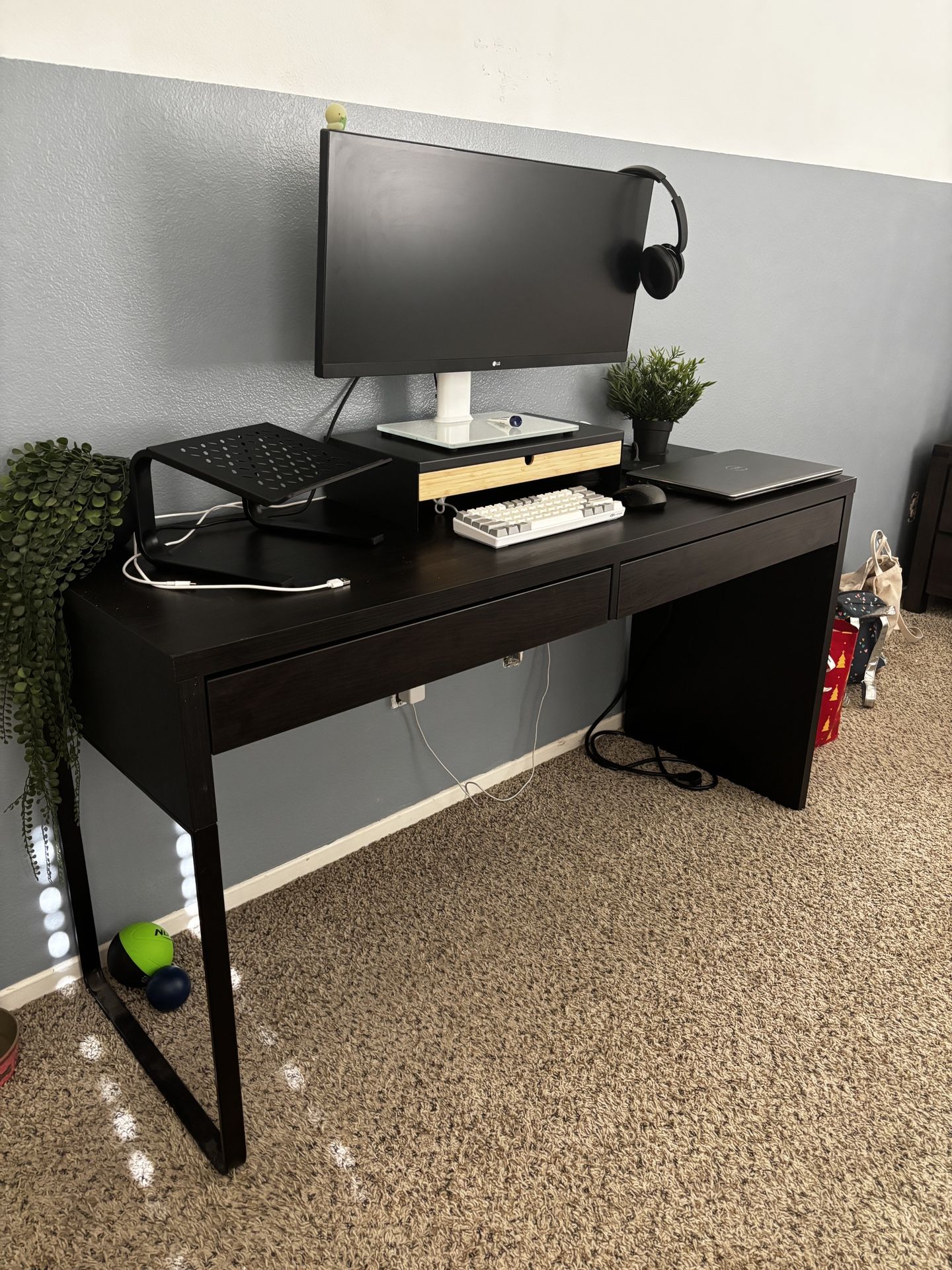 IKEA desk