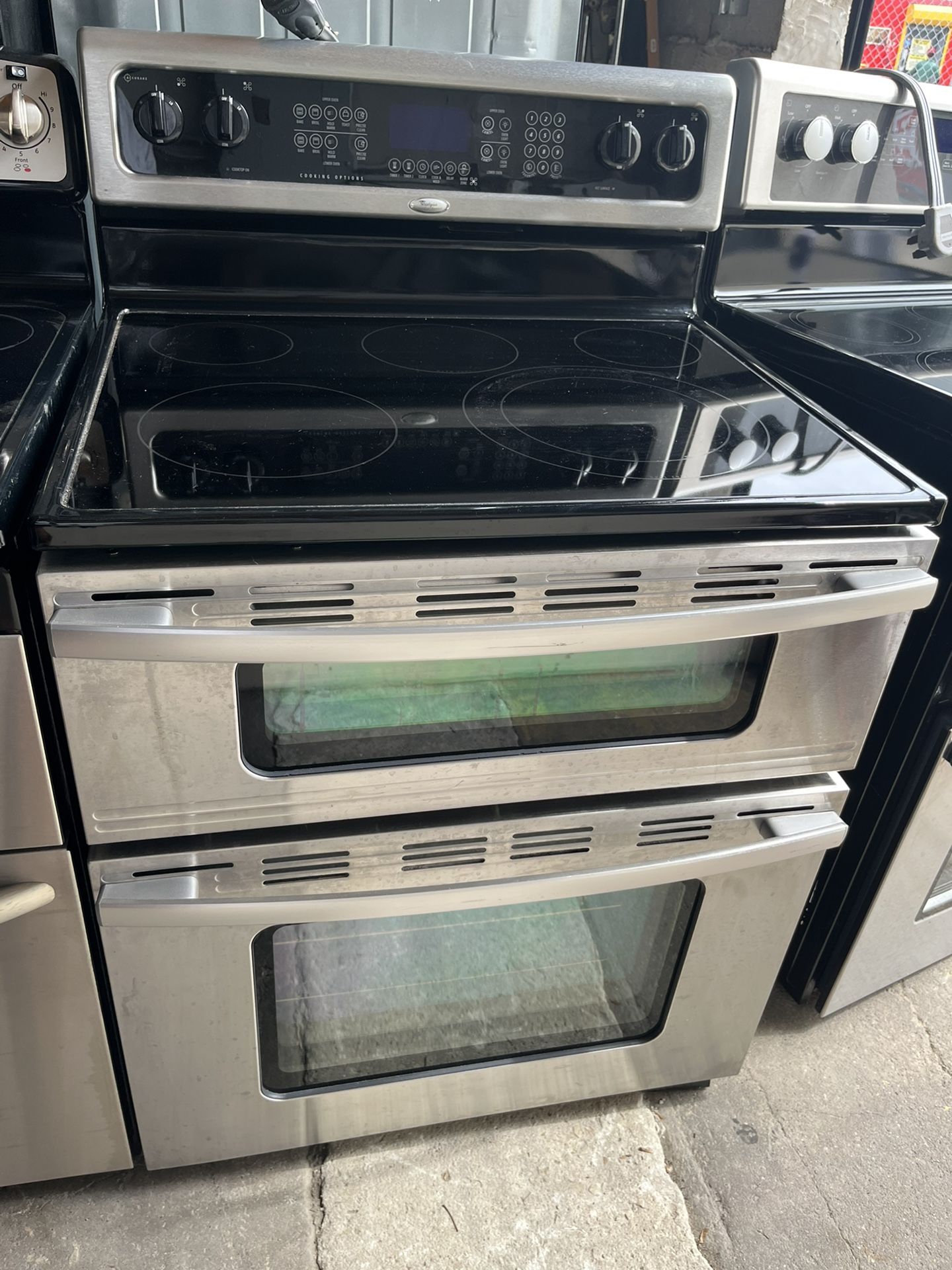 Whirlpool Stainless Steel Double Oven Glasstop Electric Stove