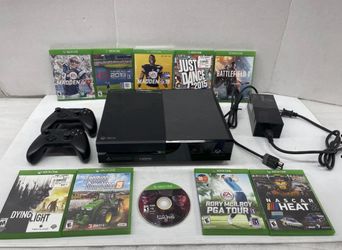 Microsoft Xbox One Console Model 1540 + 2 Controllers + 10 Games Bundle