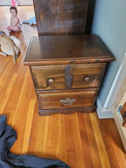 2 Drawer End Table