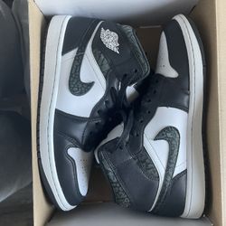 Jordan 1 Mid Size 8.5