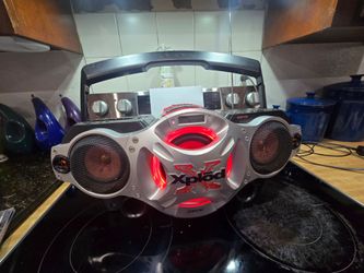 Sony Xplōd Vintage boom box