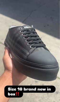 BURBERRY SHOES SIZE 10