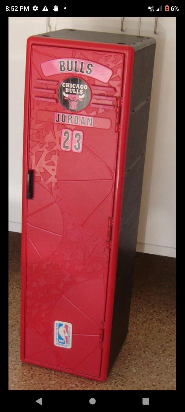 Rare Vintage Chicago Bulls NBA 48” Tall Storage Locker Suncast Red Black Jordan