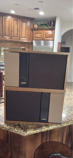 Bose 301 series 11 direct reflecting speakers