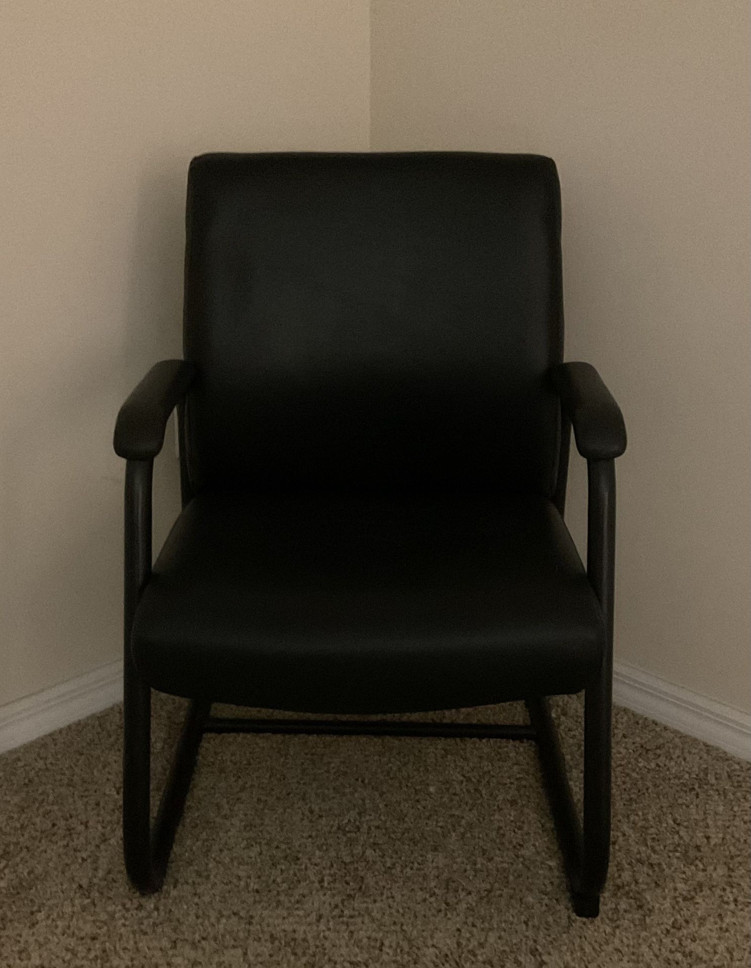 Office Side Chair ~ Black Padded Metal Frame ~ Very Good Condition