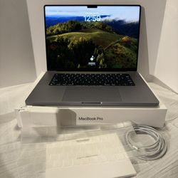 MacBook Pro 16” Retina (2TB SSD, Apple M1 Max, 64GB RAM) Laptop - Space gray