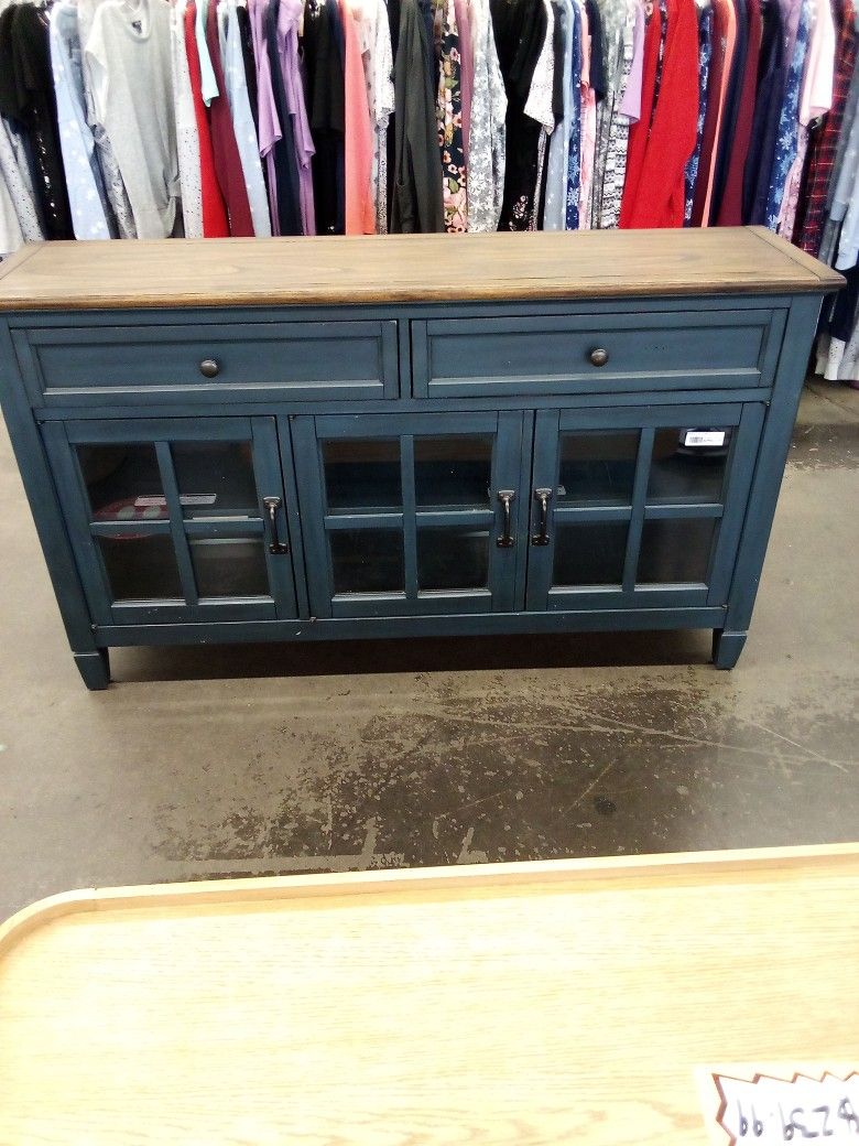 Annie 55x32 Cabinet