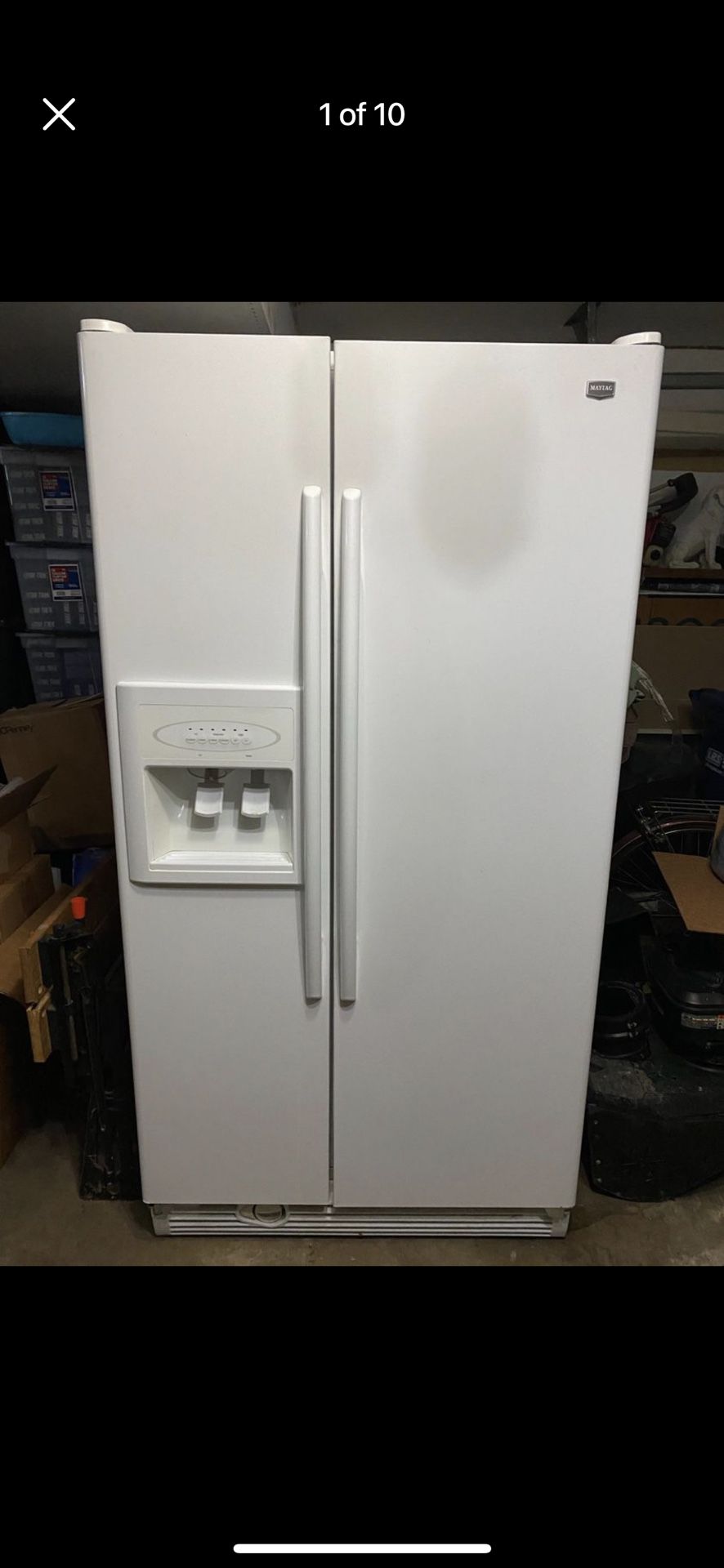 25 cu ft Side-by-side Refrigerator w/water & ice
