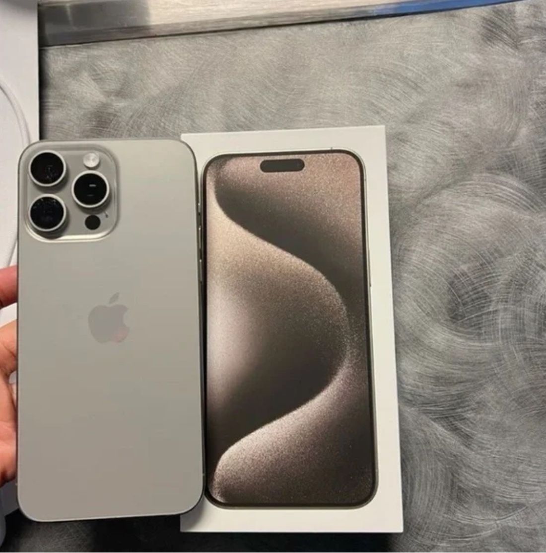 iPhone 15 Pro Max