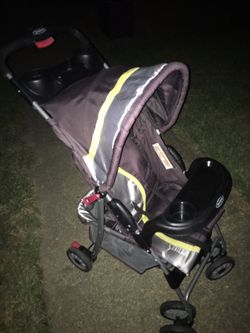 Nice light weight foldup Stroller only 25 Firm