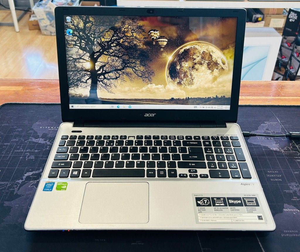 Acer Aspire V3-572G Core i5 16GB RAM 120GB SSD Nvidia 840M 2GB VRAM Graphics