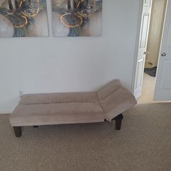 Chaise Chair