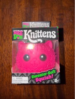Nee Doh Knittens Squish Toy Pink