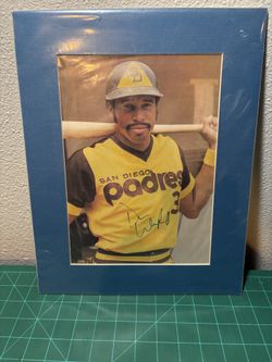 Dave Winfield autographed San Diego padres photo