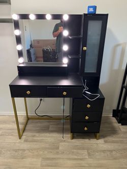 Vanity