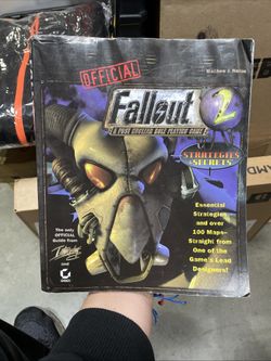 Official FALLOUT 2 STRATEGIES/SECRETS Interplay Sybex 1999 First Edition