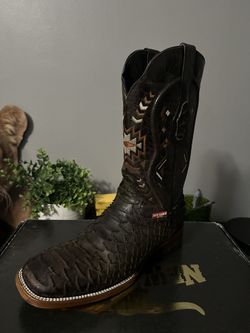Python Boots