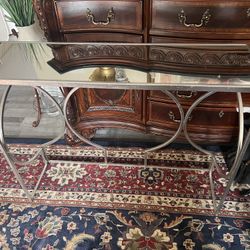 Mirrored Console Table / Stand