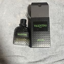 Valentino Uomo Born in Roma Eau de Toilette – Designer Men’s Cologne