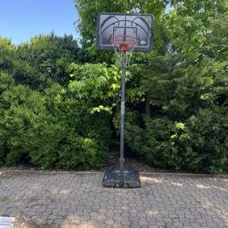 Extendable Basketball Hoop
