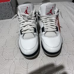Jordan 4 White Cement 