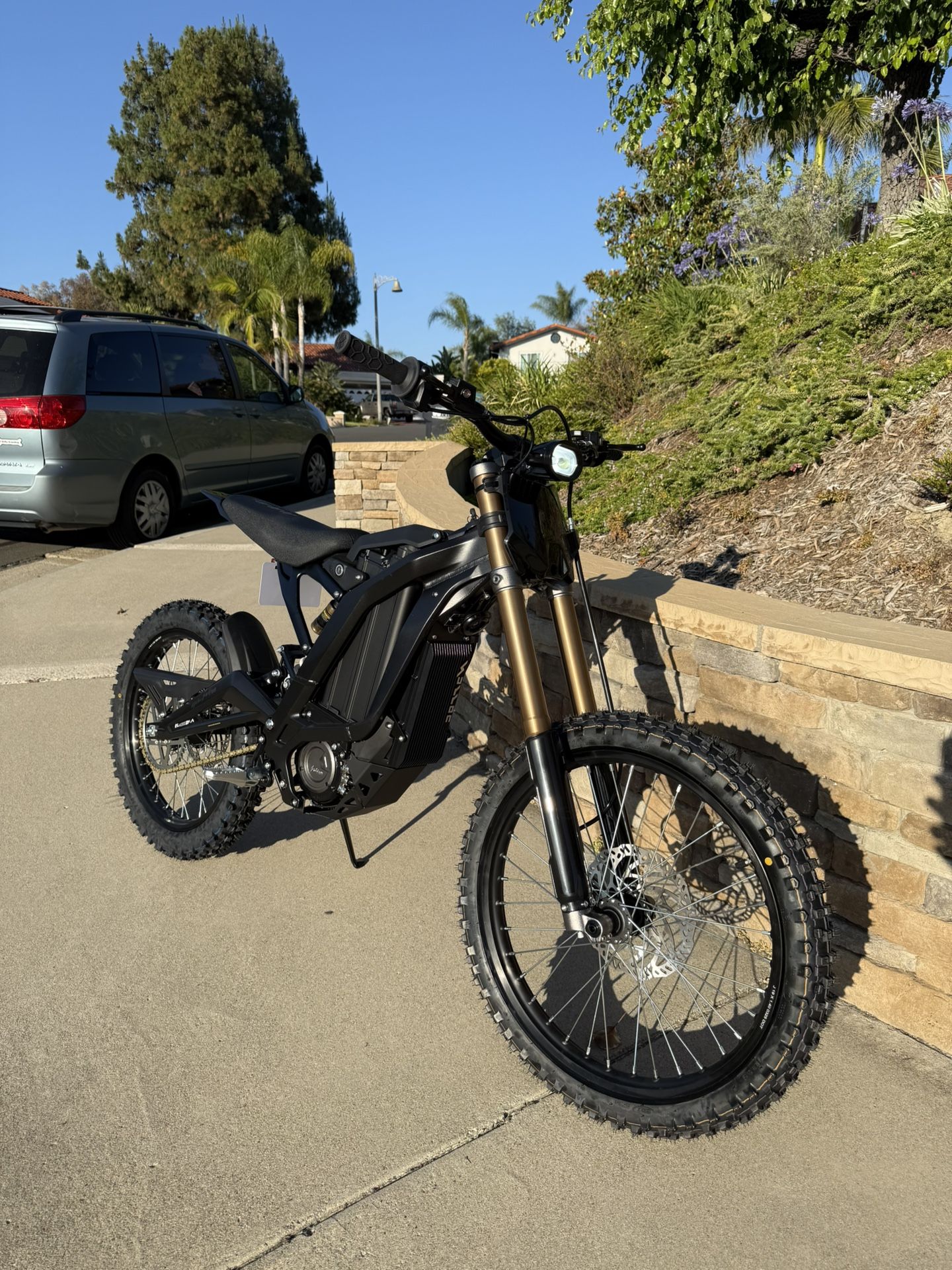 Surron LBX 2025 (New 40 AH)