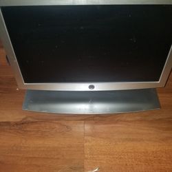 Westinghouse LCD TV 
