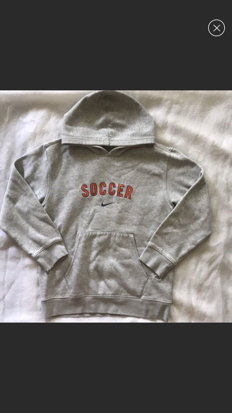 Boys Nike sweatshirt M