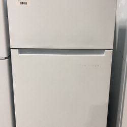 Vissani MDTF18WHR 18 cu. ft. Top Freezer Refrigerator BI