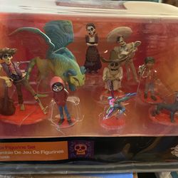 Disney Coco Brand new Figurine set!