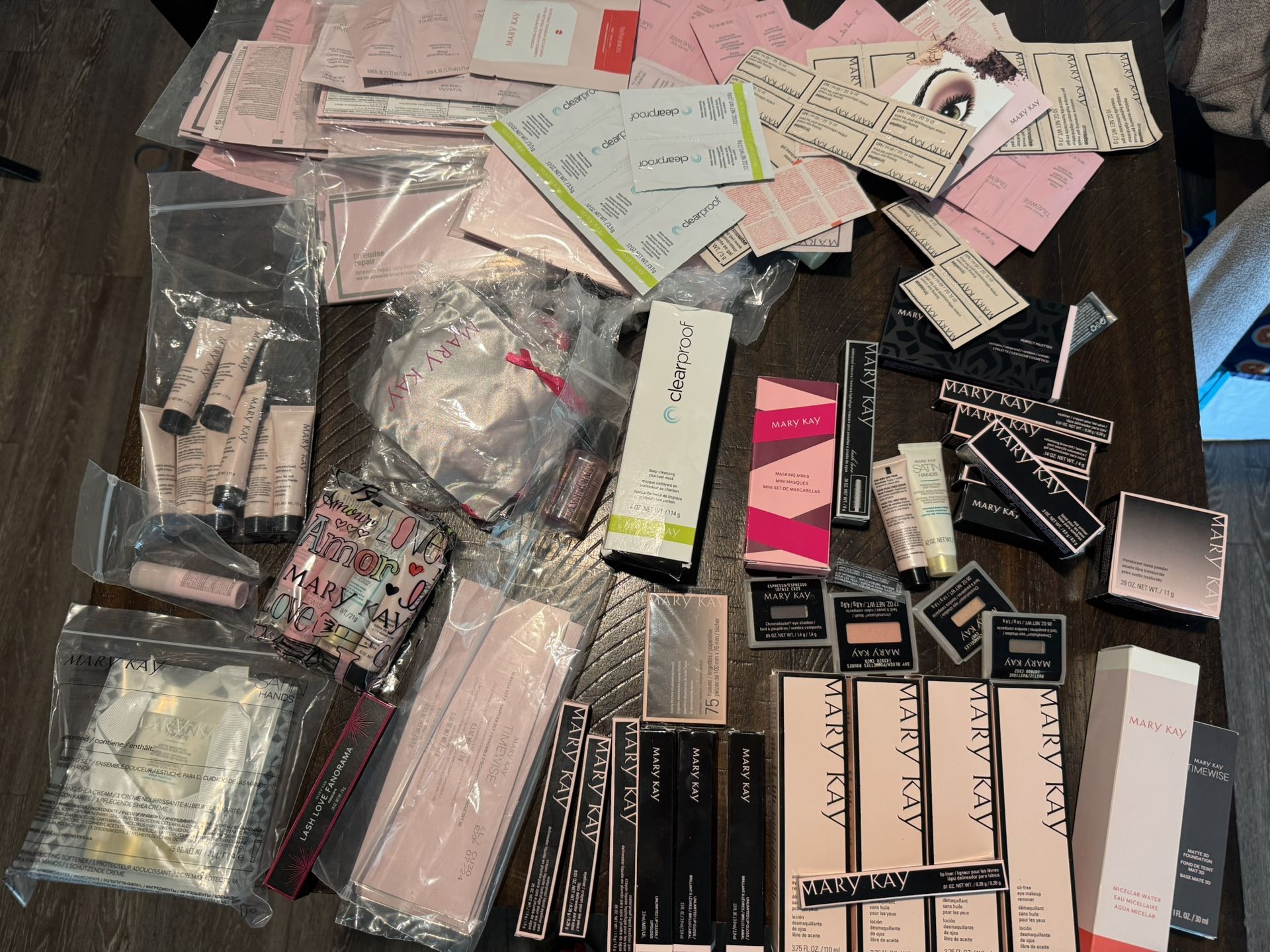 Massive Mary Kay Lot!!