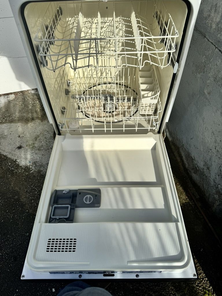 Dishwasher Free Frigidaire
