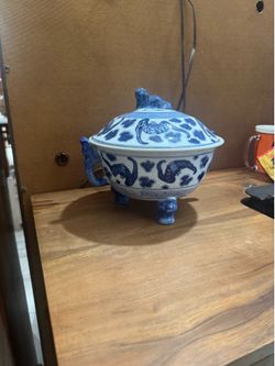 Vintage Blue and White Ceramic Lidded Censer