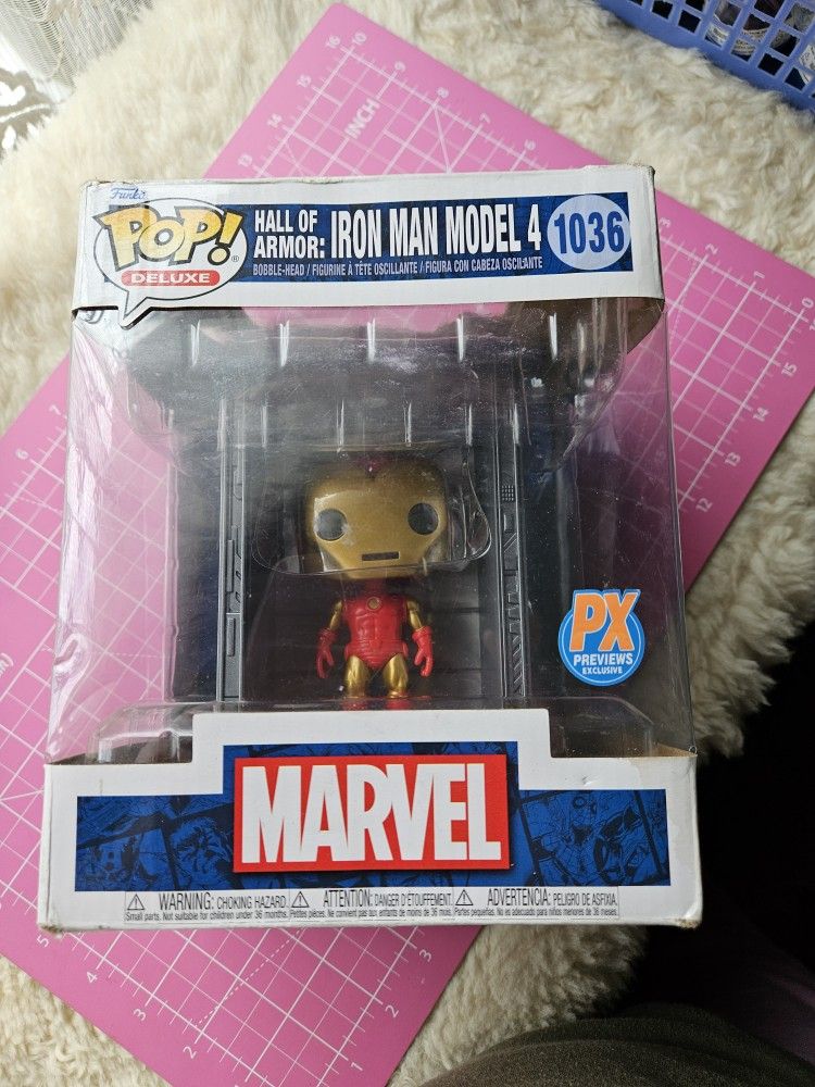 FUNKO POP! DELUXE. HALL OF ARMOR: IRON MAN MODEL 4 #1036 PX PREVIEWS EXCLUSIVE