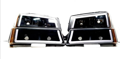 LED Headlights for 03-06 Chevy Silverado Avalanche  Headlamp Set