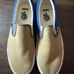 NWOB Unisex Vans Customs Slip On Tan Blue Sneakers Size 9.5 M 11 W