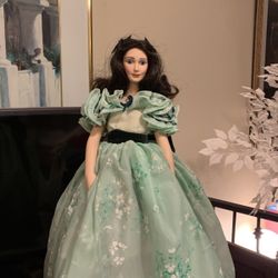 Gone with the wind Scarlet O’Hara Porcelain Doll 20 inches tall