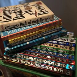 Guinness World Records / Ripleys Bundle 