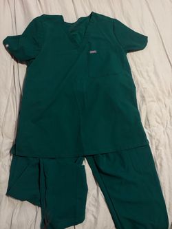 FIGS SCRUB SET HUNTER GREEN