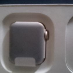 Apple Watch Gen 2 40mm Starlight AI Lk Green SL GPS