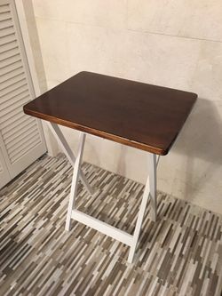 Farmhouse style tray table