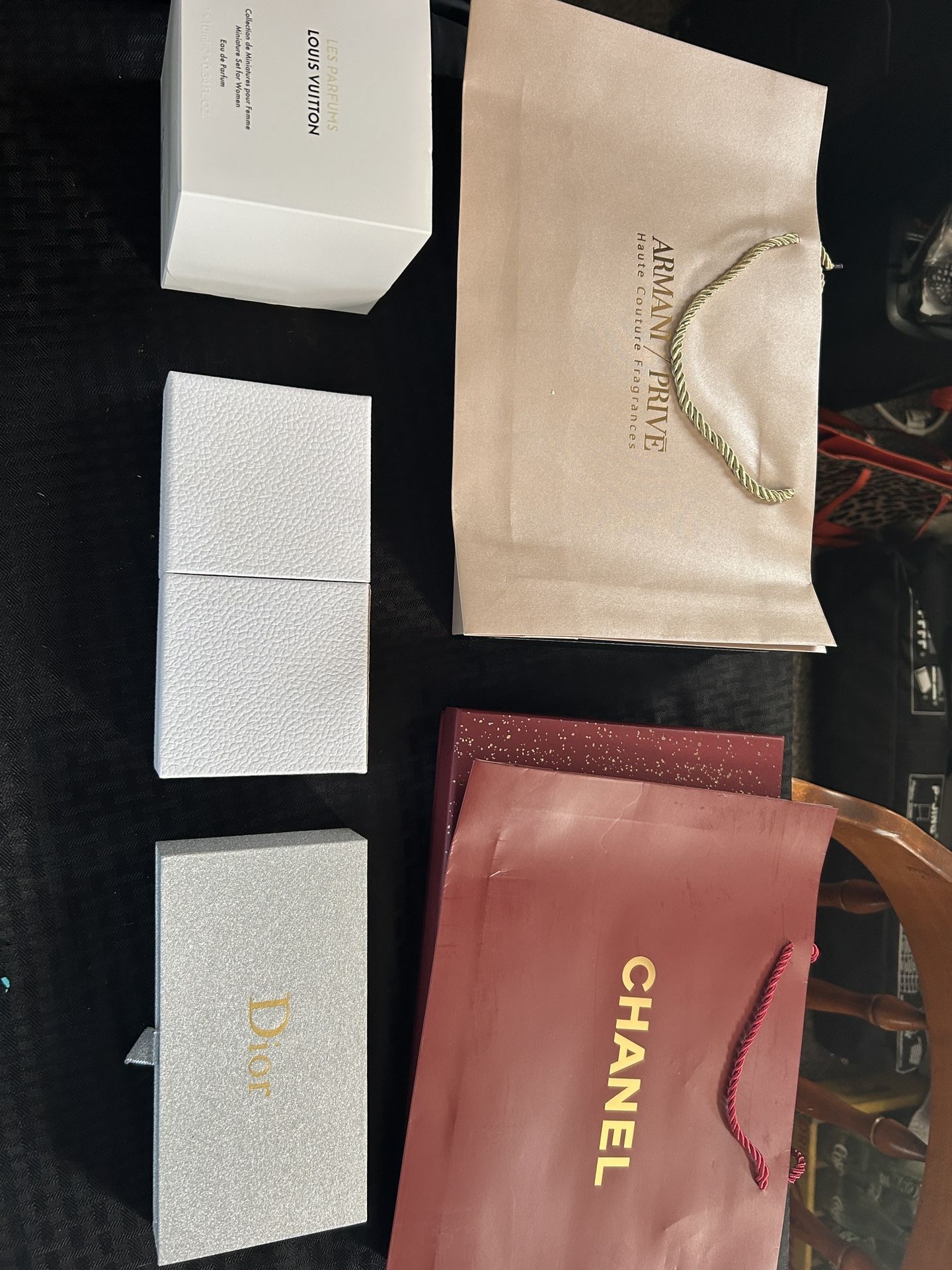 Women’s And Men’s Gift Boxes