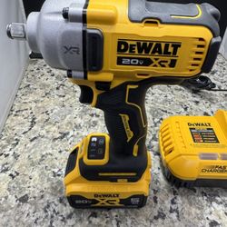 DEWALT IMPACT WRENCH 1/2”