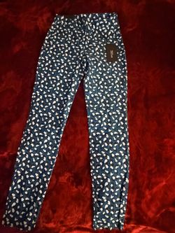 J.Lindeberg Pia Print Golf Pants – New With Tags – $45 OBO