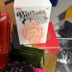 Sealed Popmart Biginto Energy