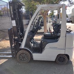 Uni carrier Forklift Propane 