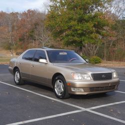 1999 Lexus LS 400