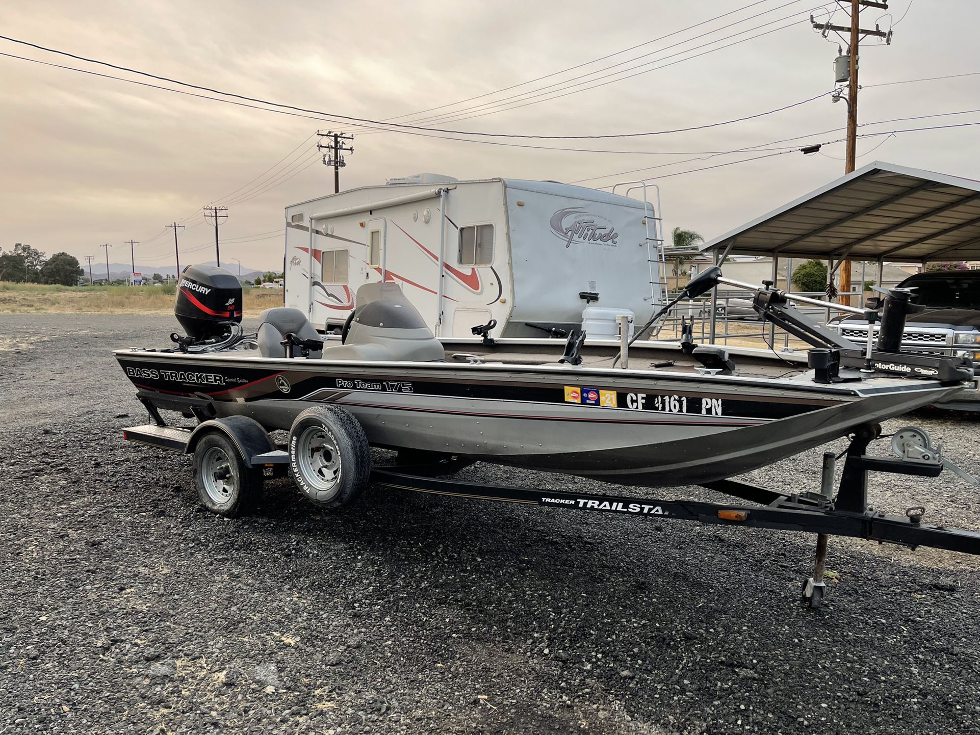 2000 Bass Tracker Pro Team 175 Special Addition