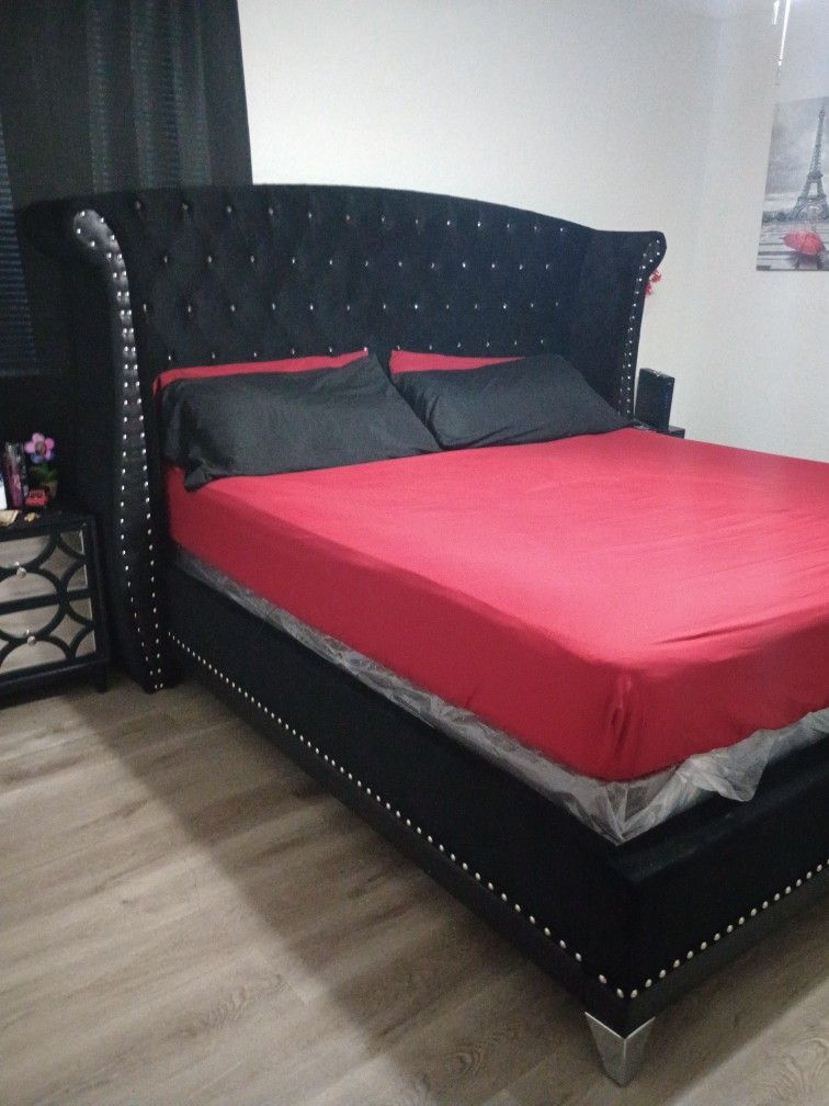King Size Bed 
